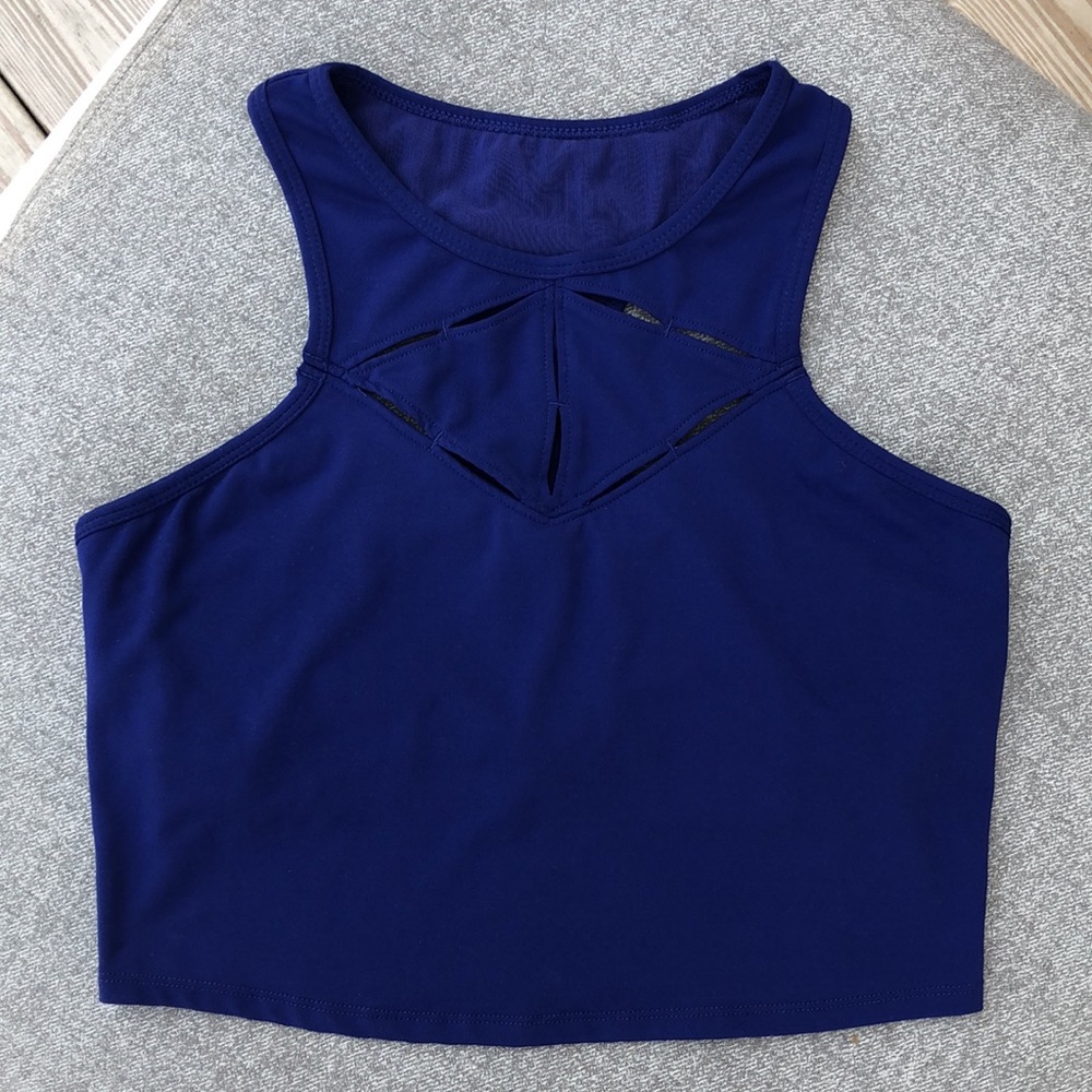 Like new! - FABLETICS Crop Top/Sports Bra - Picture 1 of 4